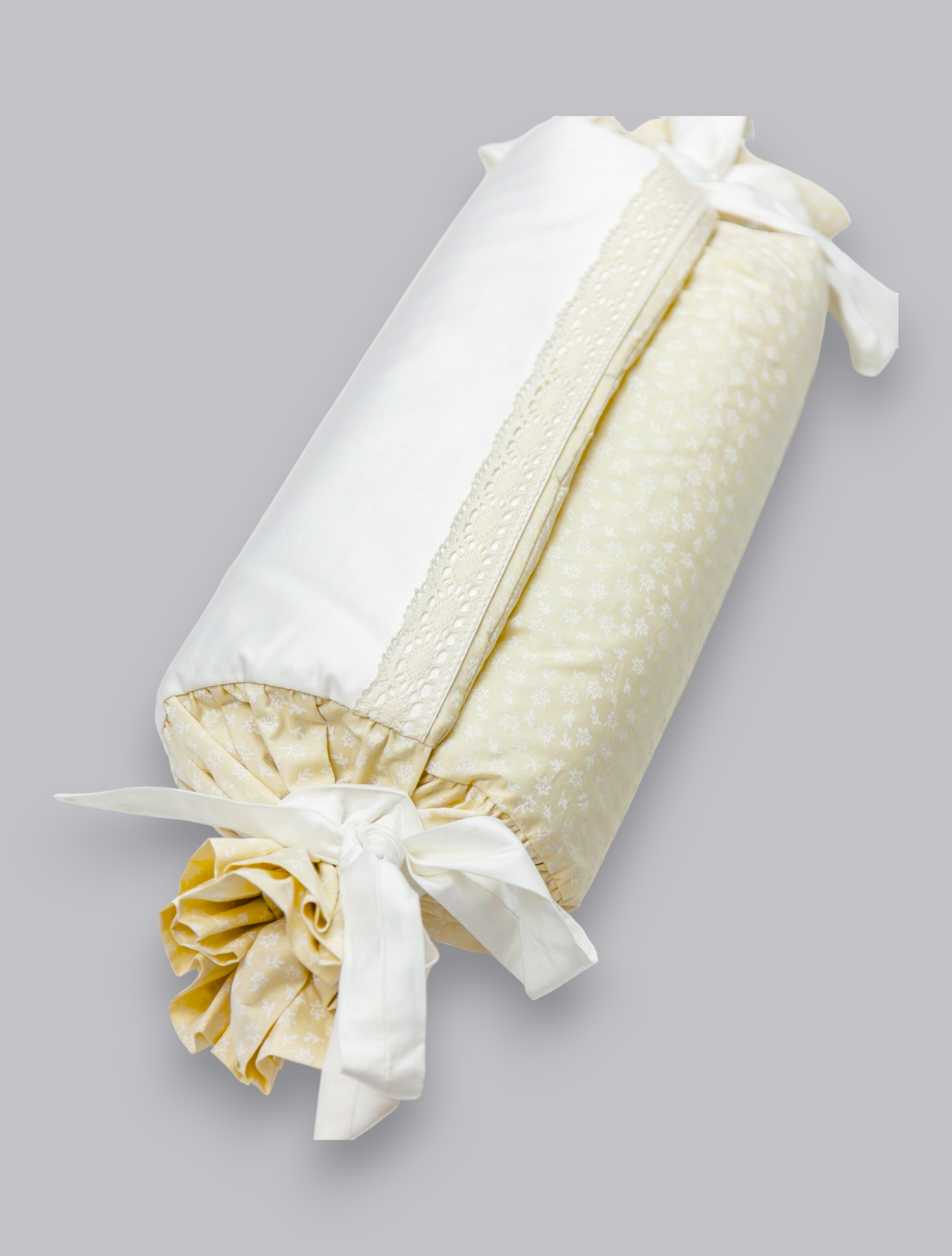 19005 HANDMADE EMBROIDERY CHANGING MAT BEIGE