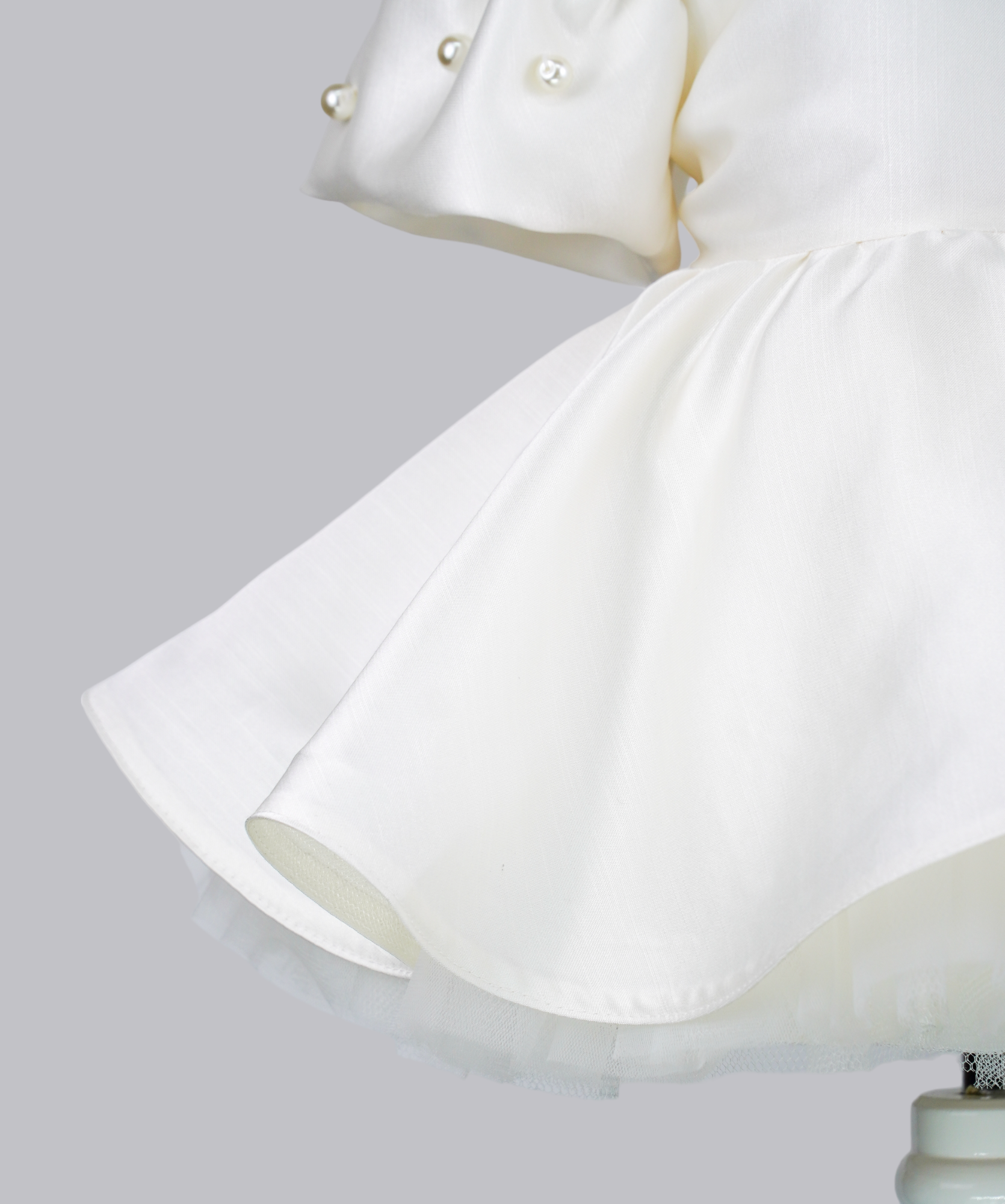 04133 PLUFFY HANDMADE BABY GIRL DRESS WITH PEARLS