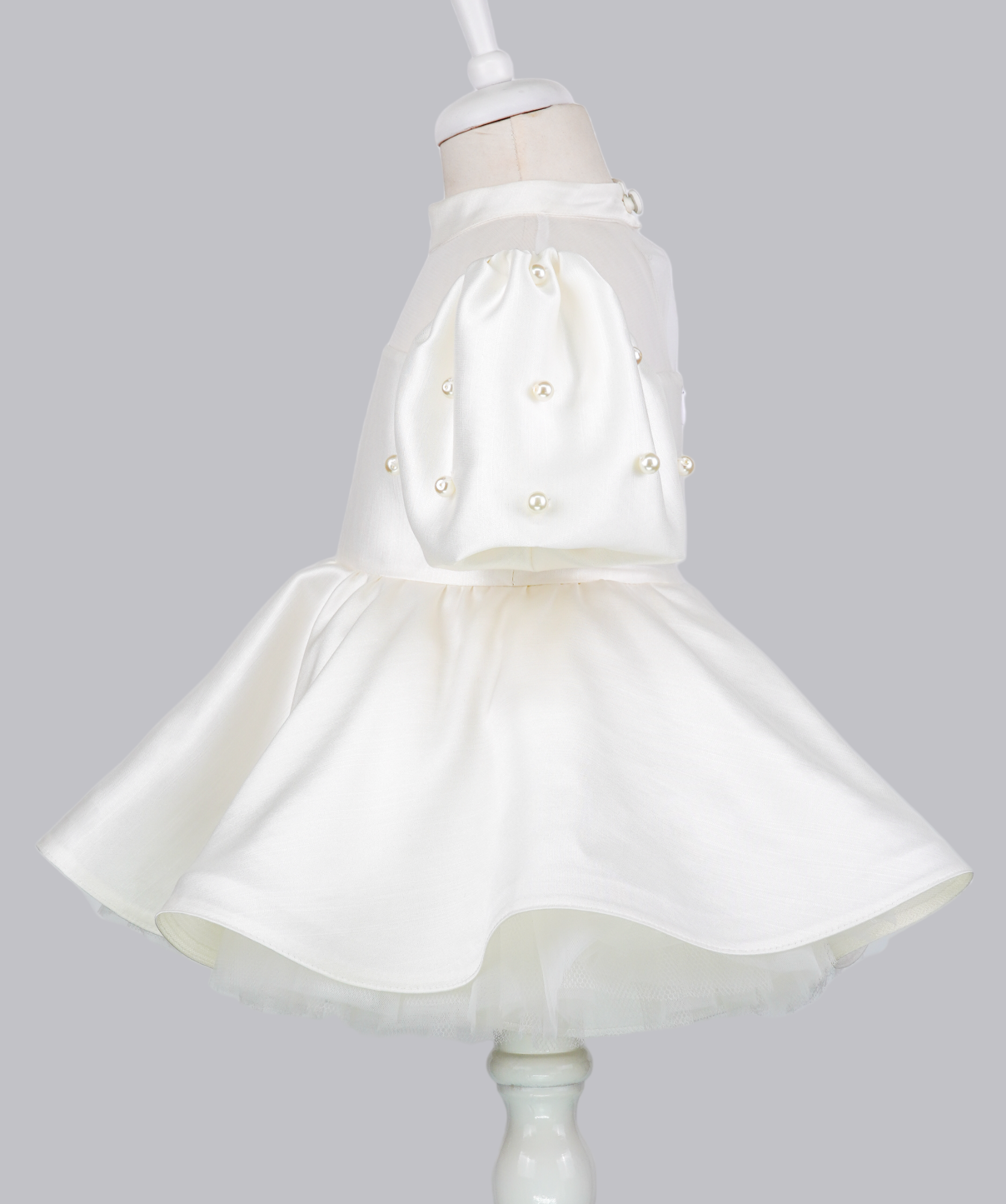 04133 PLUFFY HANDMADE BABY GIRL DRESS WITH PEARLS