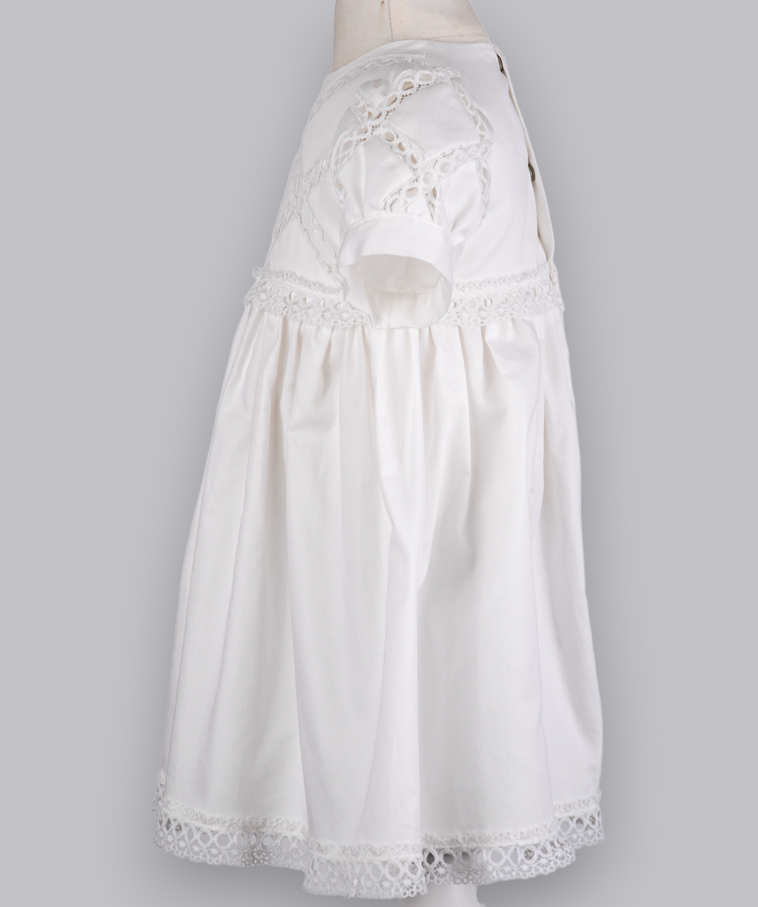04132 CLASSIC LACE HANDMADE BABY GIRL DRESS