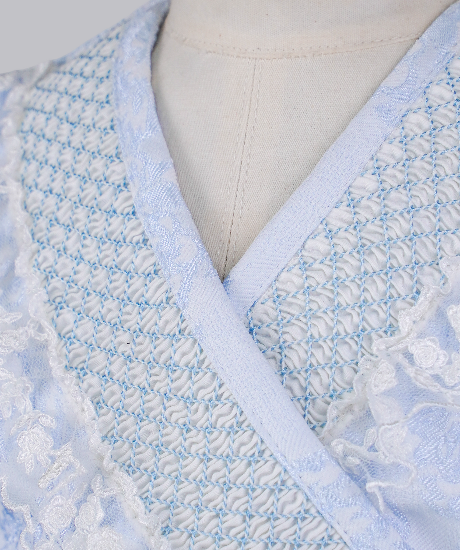 04115 KNOCKED PLITTING HANDMADE BABY GIRL DRESS